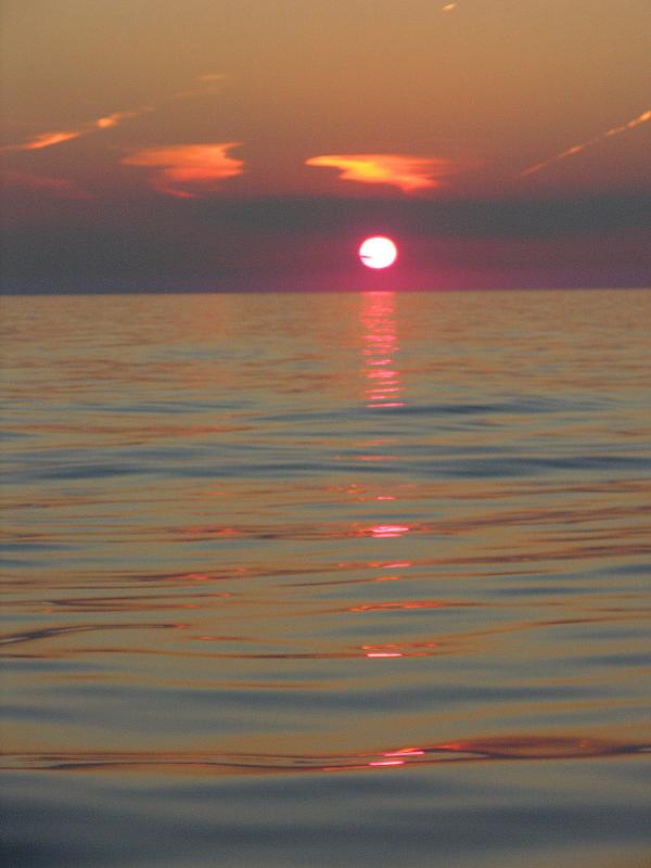 sunset_tom.jpg