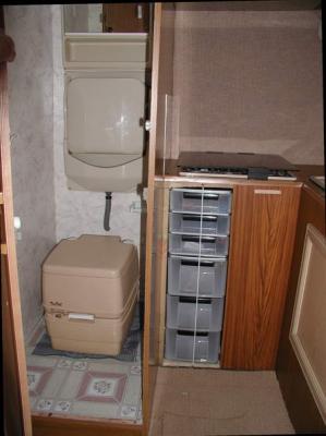 loo.jpg