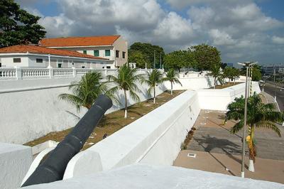 Muralha externa da Fortaleza