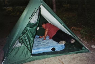 E's luxury tent