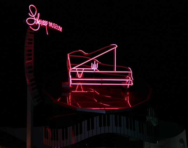 Liberace Museum