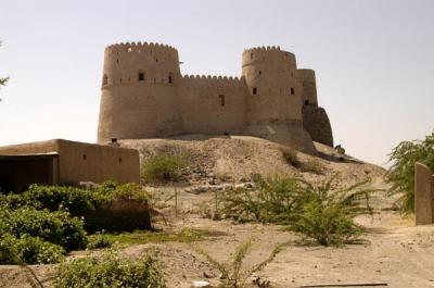 u42/bmcmorrow/medium/27674961.fujairah028.jpg