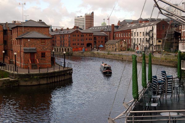 Liverpool-Leeds canal