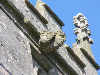 Corfe church tower (12x zoom).jpg
