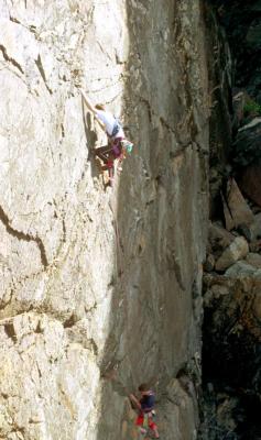 Cornwall rock climbing - Saxon Gordon Innes leading