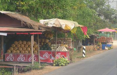 roadside fruit stands- mmmmm!
