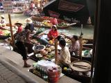 canal side food vendor