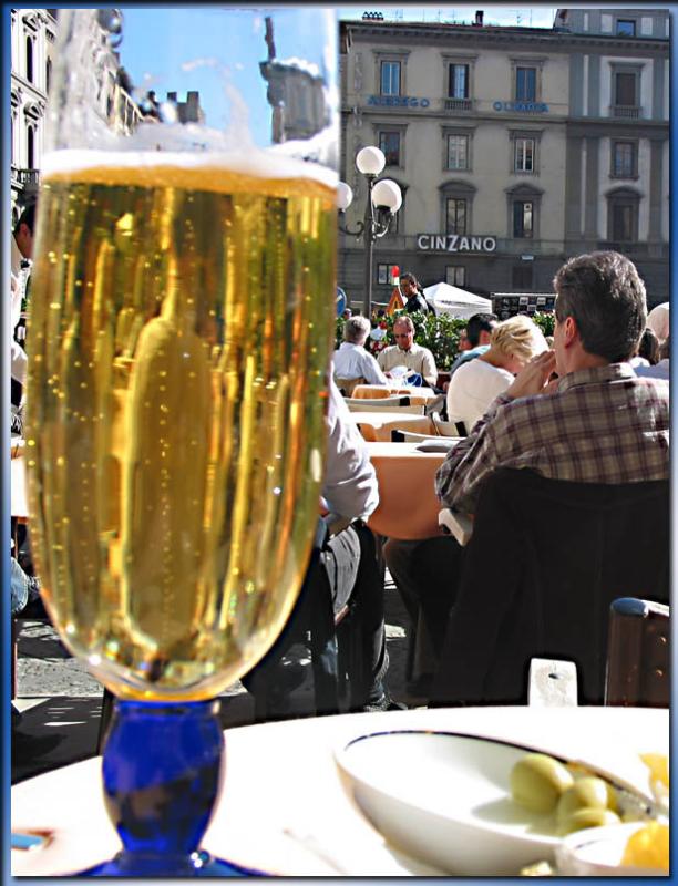 <b>The correct way to visit Florence*</b><br>Peter Woods