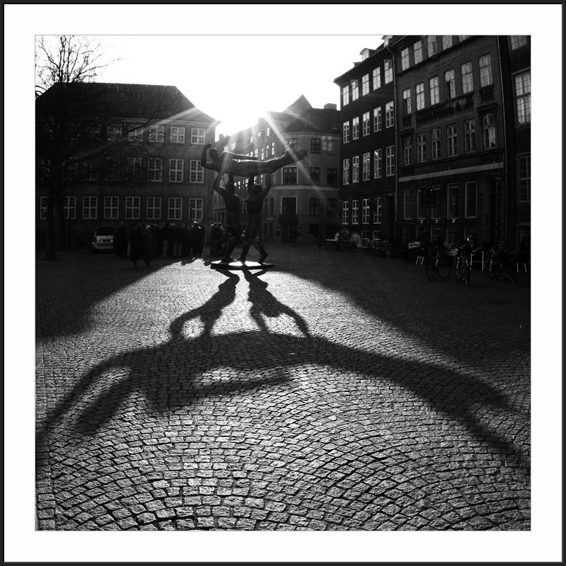 On the Path of Light*<BR>by Olaf.dk<BR><FONT SIZE=1>9th place</FONT>