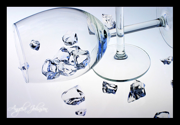 <b>Glass & Light</b><BR> <i>by Angela Johnson</i><BR><FONT SIZE=1>6th place</FONT>