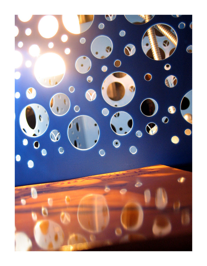 Circular Blue Box (*)