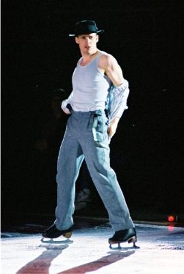 Kurt Browning TO3284030-R1-052-24A.jpg Kurt Browning