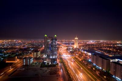 Another Sheikh Zayed Road picture