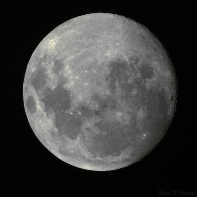 Moon 07 4-4-04.jpg