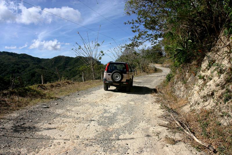 Photo stop on Mountain road.jpg