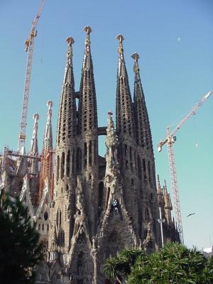 La Sagrada De Familia 2001