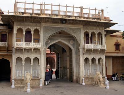Entrance to inner courtyard