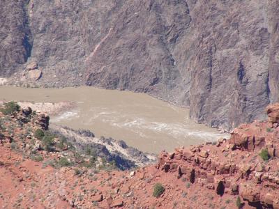 420mm zoom down to river