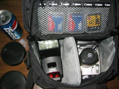Canon 420ex flash and G2, with room to spare