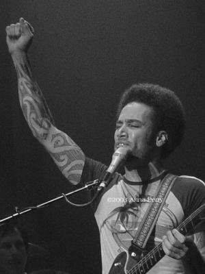 ::Ben Harper::