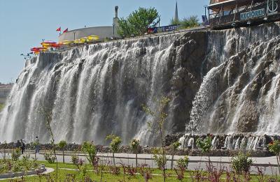 Keiren city waterfall