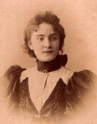 Belle ancêtre inconnue