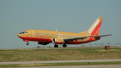 Southwest  B737-3H4 N625SW (#27701)