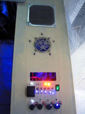 How it looks... crap eh? Left it like that for a few months when I changed case to PC-60...