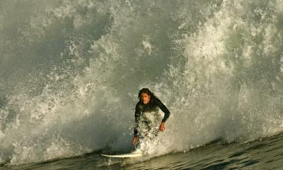 072_Surfer_8720crop`0501311601.JPG