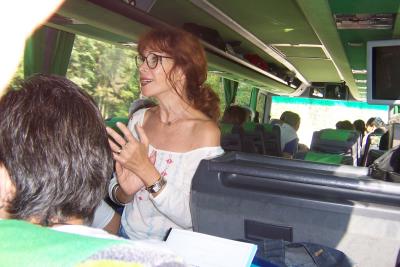 Ziva Bittan singing on the bus (lovely voice)