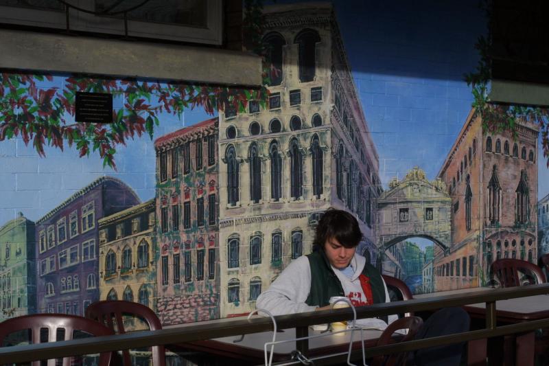 Dolce Amore Mural
