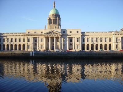 CustomsHouse.JPG