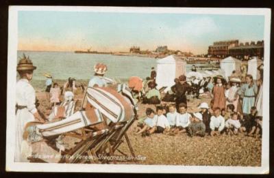 1912 kids on beach
