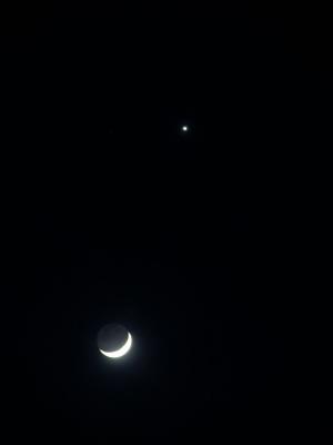 Moon and Venus long exposure