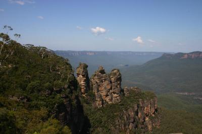 The Three Sisters (very famous landmark in the Blue Mountains)