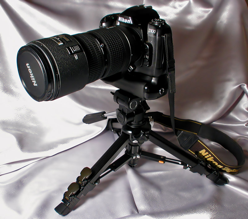 Velbon Mini-F tripod