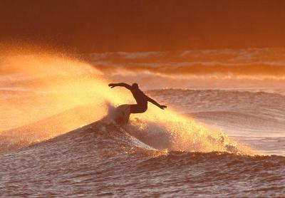 Winter Surfing - Cow Bay