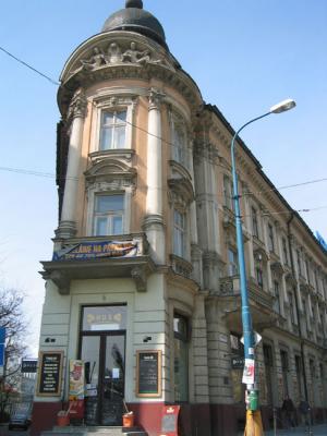 Bratislava_Building.jpg