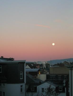 Taunus Moonset.jpg