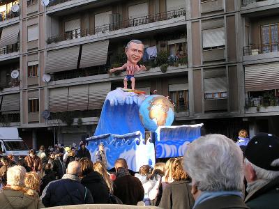 A surfer for President by: Fabrizio Valdirosa