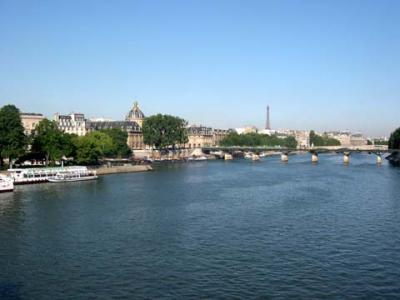 June 2003 - The Seine and French Academy