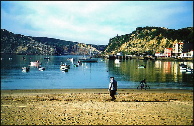 The beach ... V