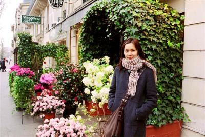 u42/rhfau/medium/27525337.flowersliza2.jpg