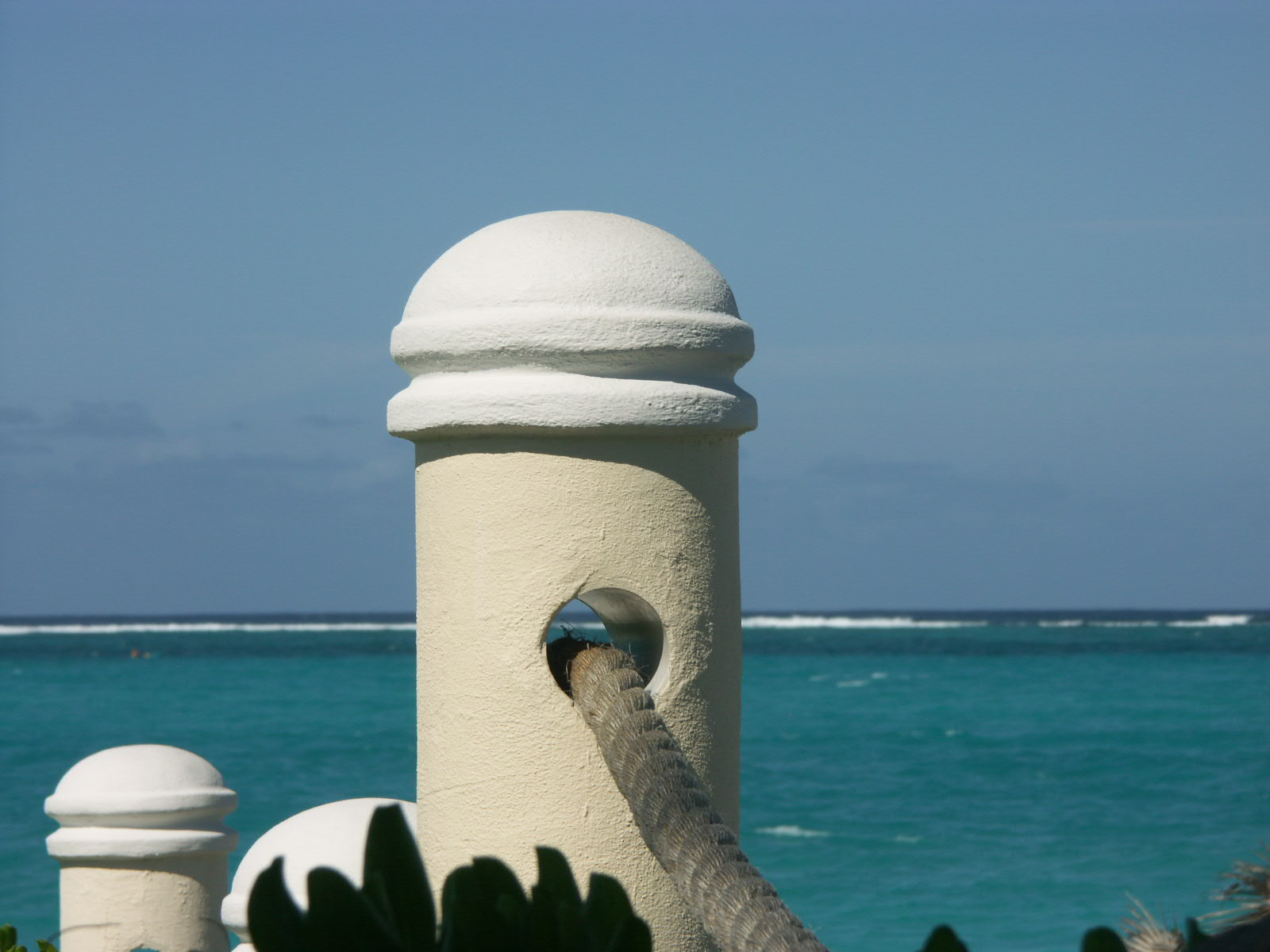 lunch at hemingways- pylons leading to beach