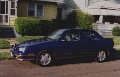 91 Shadow ES 2.5 Turbo, Automatic, 4 DOOR