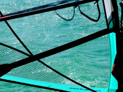 Juste un voile.jpg