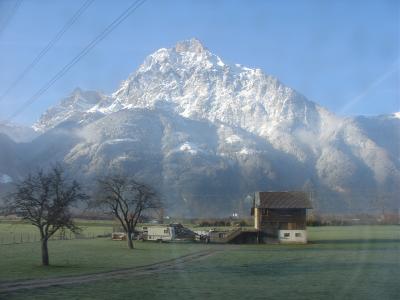 Zurich to Milan train