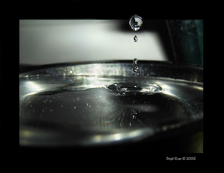 Slow Splash ... *  by Bee