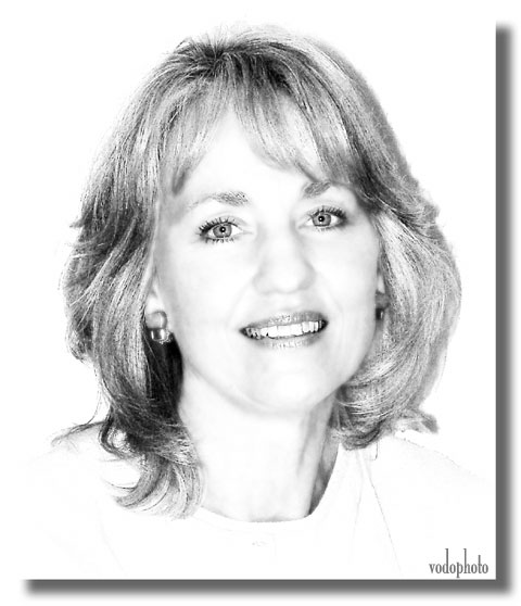 <B>Grandma, what big eyes you have!</B><BR><FONT size=2>*by vodophoto</FONT></B><BR><FONT size=2>Sony 717