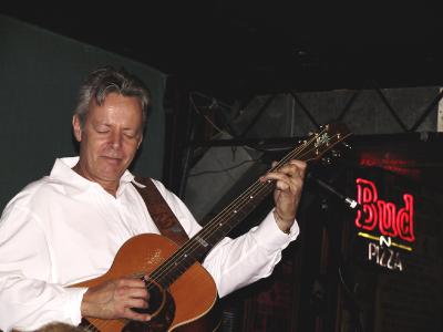 TommyEmmanuel1A+.jpg